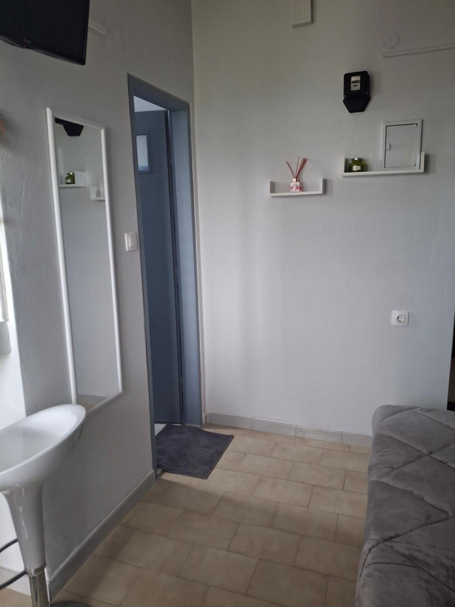 נאוס פירגוס Alexandra Studios מראה חיצוני תמונה